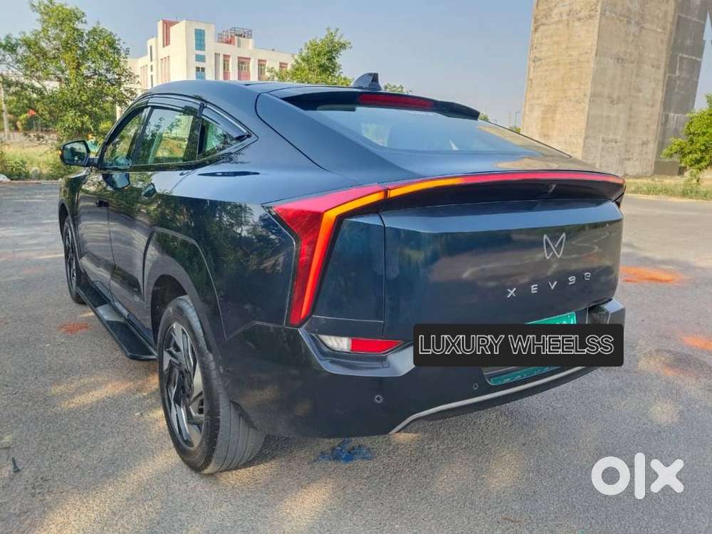 Mahindra Xev 9e Pack Three (top Model), 2025, Electric