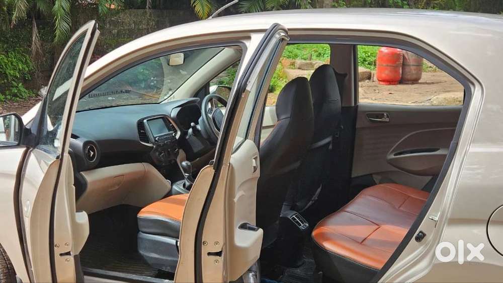 Hyundai Santro Sportz For Sale — 1st Owner
