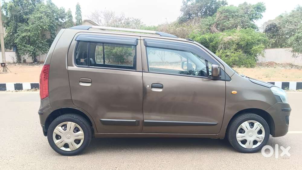 Maruti Suzuki Wagon R 1.0 Vxi (o) Amt Felicity Edition, 2017, Petrol