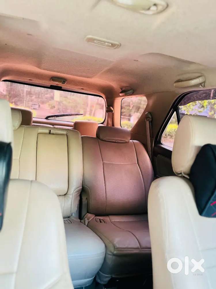 Toyota Fortuner 2012