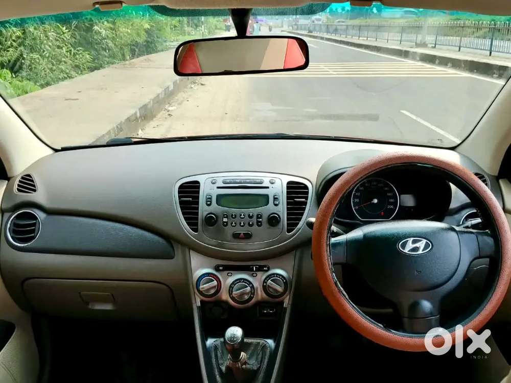 Hyundai I10 Sportz 2011