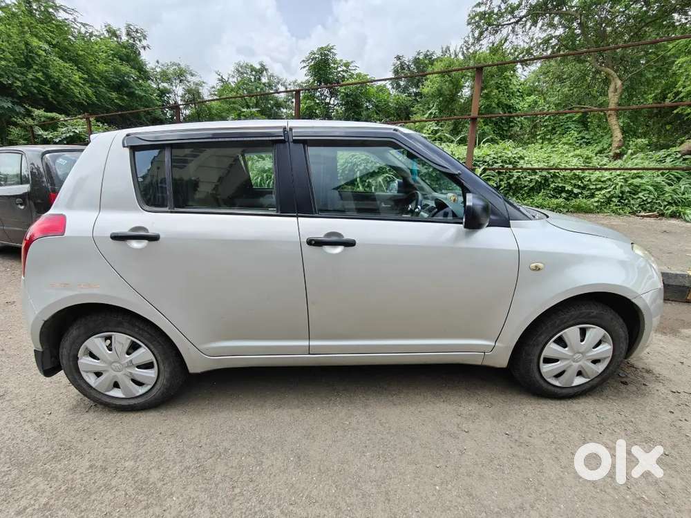 Maruti Suzuki Swift 2010