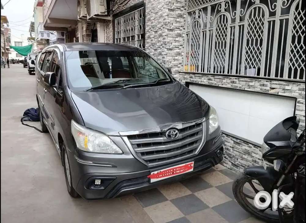 Toyota Innova 2013 126000 Km Meter Reading Good Engine Nice Body Parts