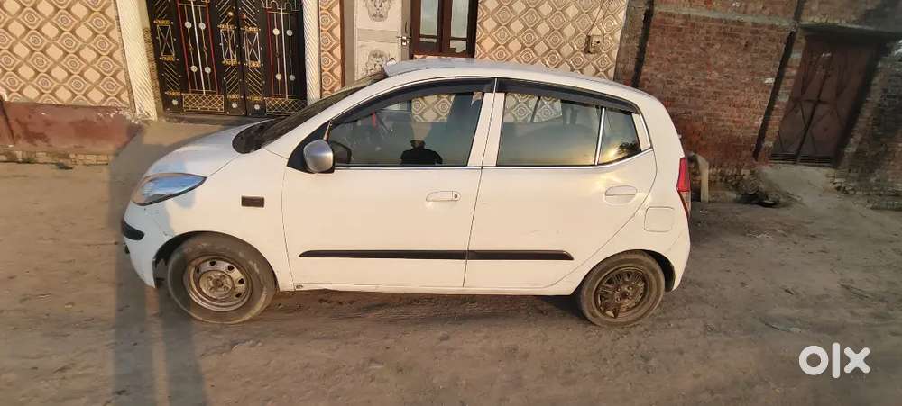 Hyundai I10 2012 Cng & Hybrids Good Condition