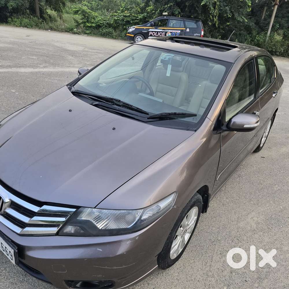 Honda City 2012 Model Registration 21/12/2012 Automatic And Sunroof