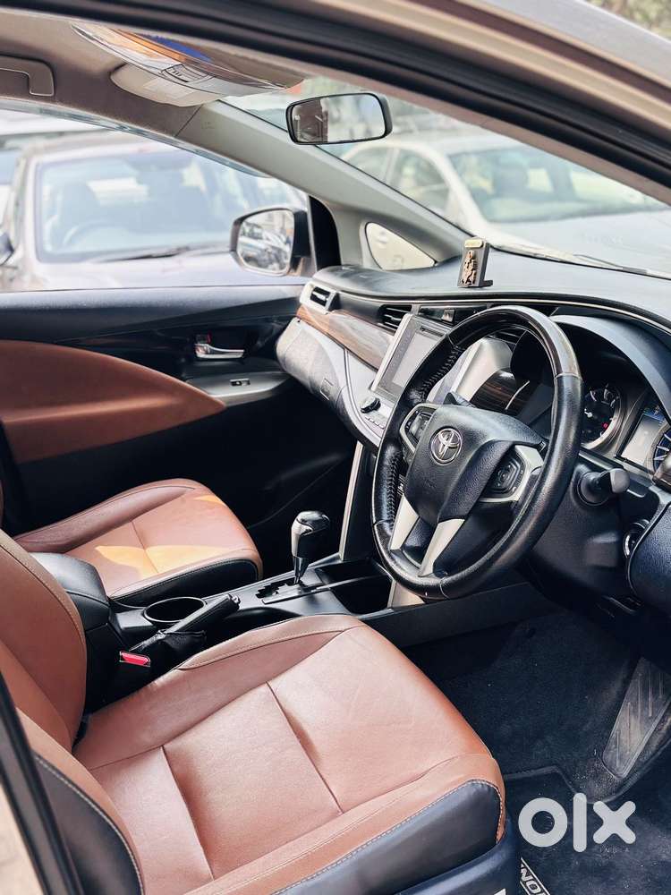 Toyota Innova Crysta 2.8 Zx At, 2017, Diesel