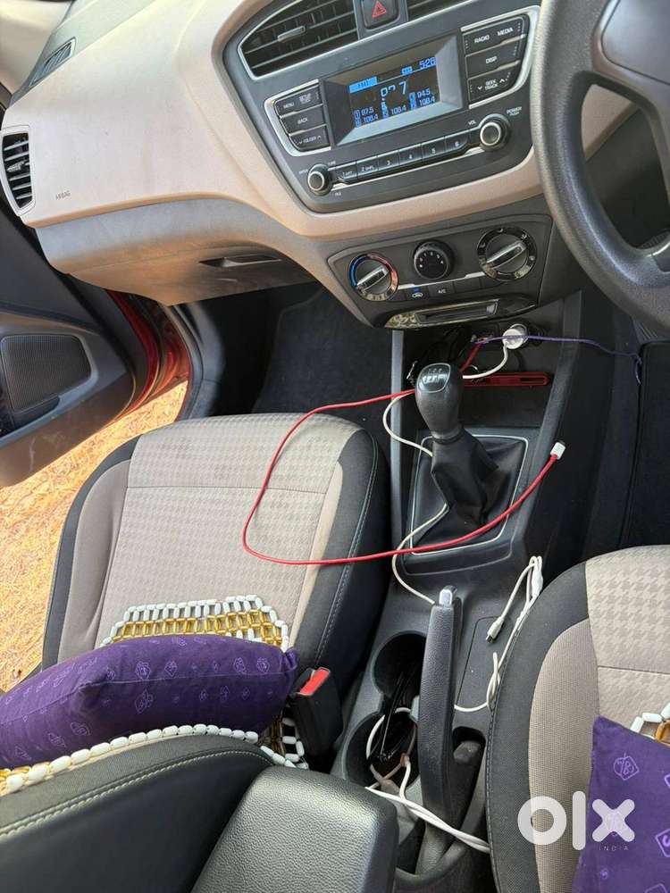 I20 Hundai Magna Executive Vtvt Bsiv Car 69000 Km Driven