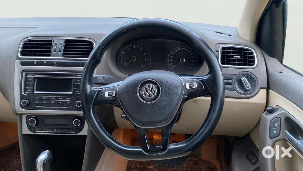 Volkswagen Vento 2010-2013 Petrol Highline At, 2015, Petrol