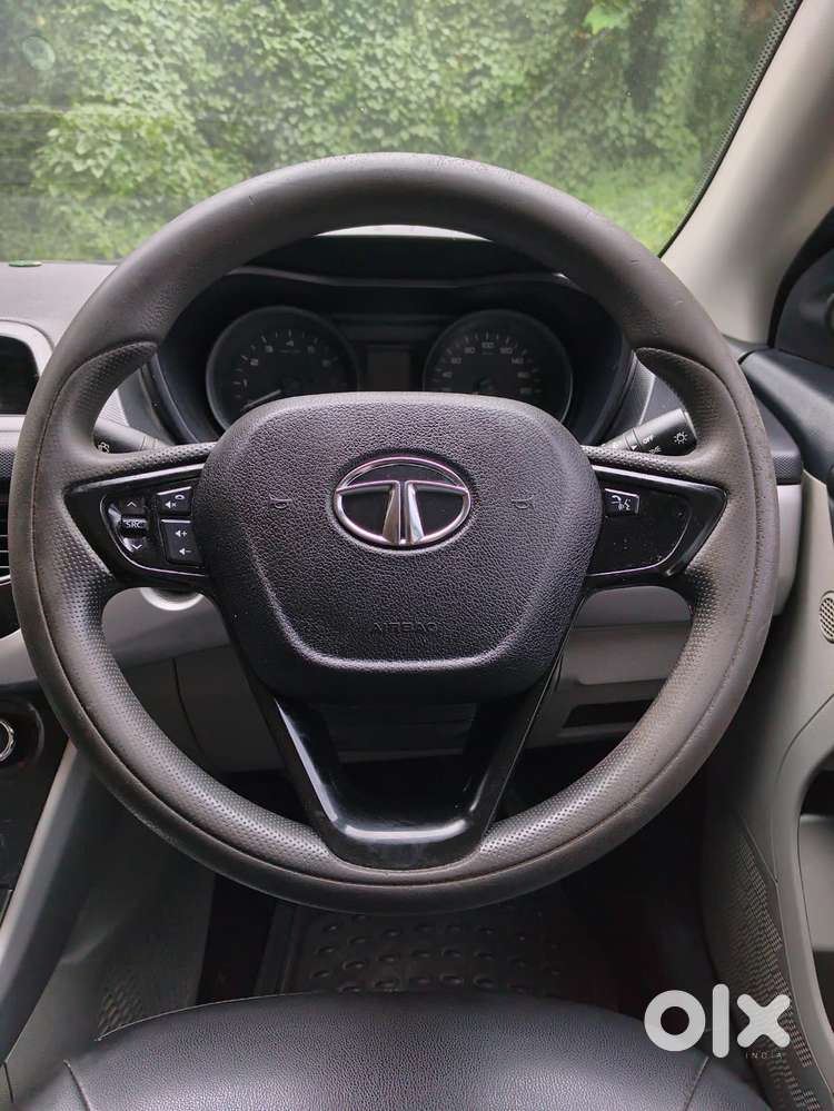 Tata Nexon 1.2 Revotron Xm (s), 2019, Petrol