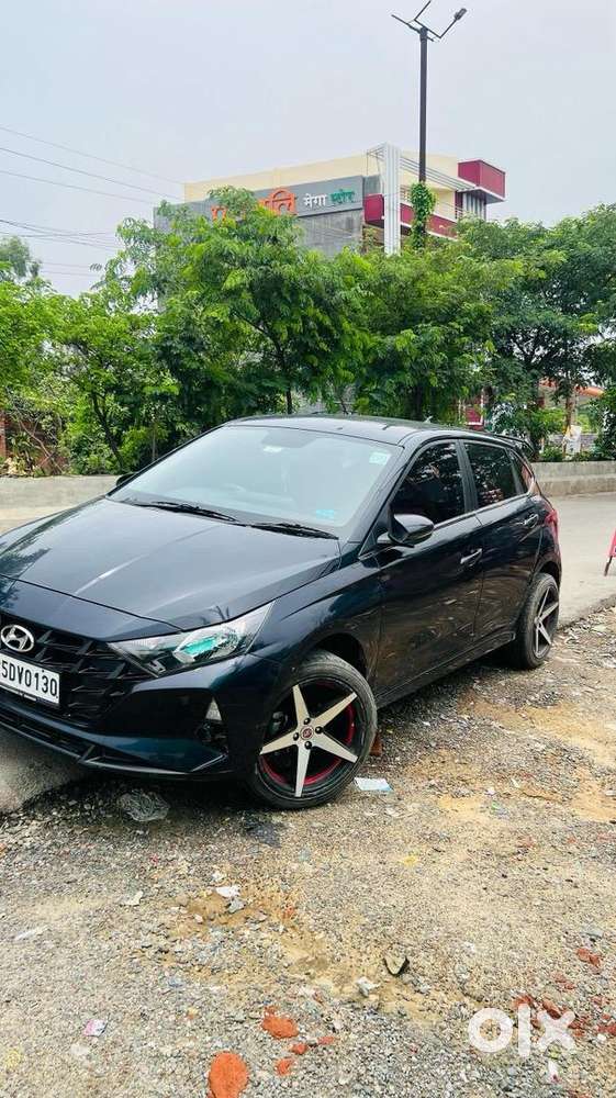 Single Hand Car New Condition Fully Modifed