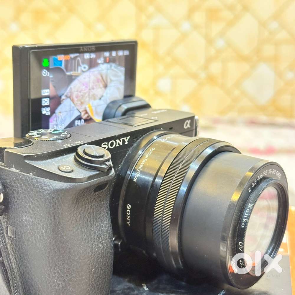 Sony A6400 - Sony Mirrorless Bill, Box & Papers Available
