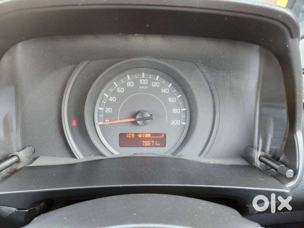 Maruti Suzuki Swift Lxi Optional-o, 2020, Petrol