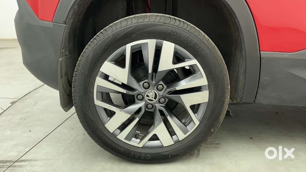 Skoda Kylaq Prestige, 2025, Petrol