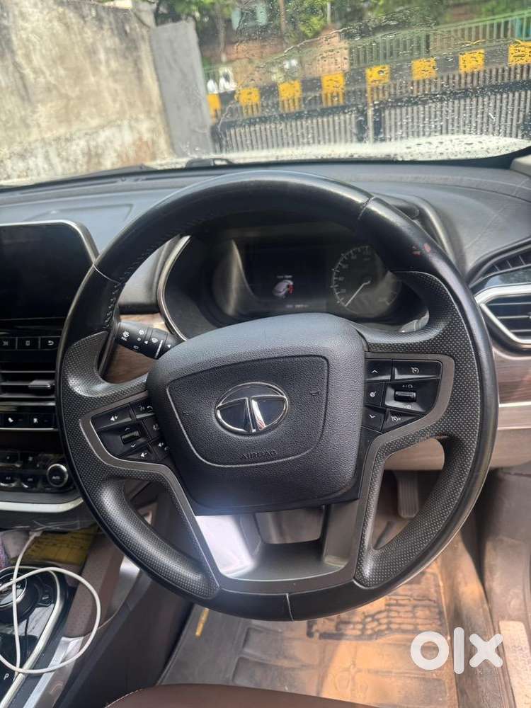 Brand New Condition Tata Harrier Xza+ Dual Tone White Black 23000km
