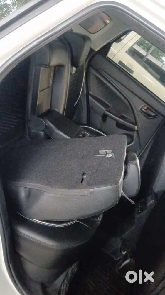 Maruti Suzuki Brezza 1.5 Lxi 2025