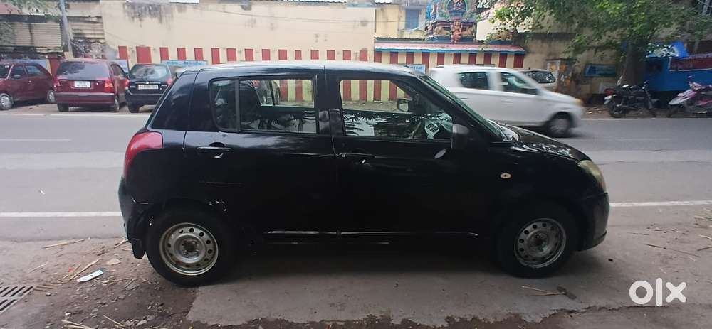 Maruti Suzuki Swift Lxi Option, 2009, Petrol