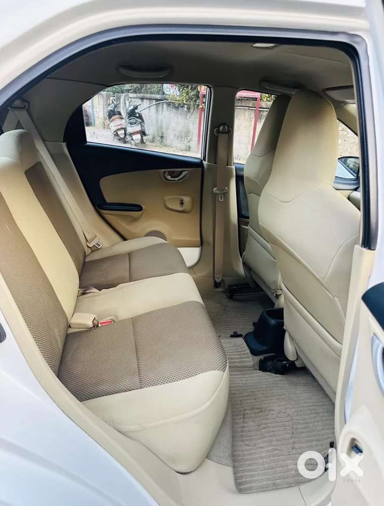 Honda Brio Vx Mt, 2015, Petrol