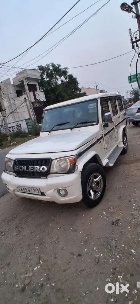 Mahindra Bolero 2015 Diesel 74000 Km Driven