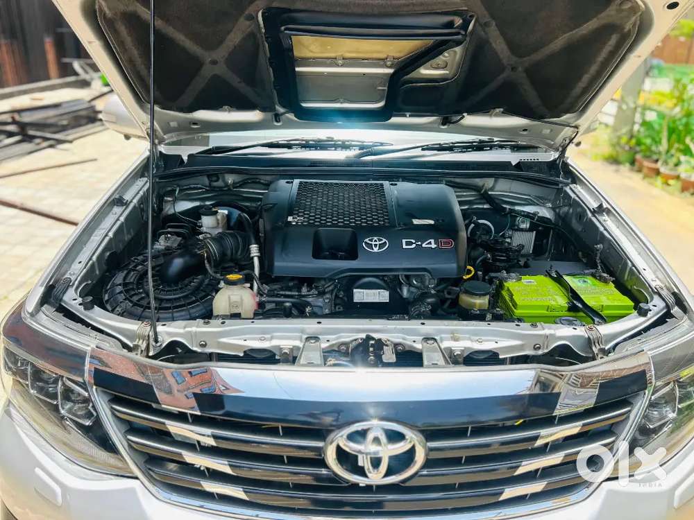 Toyota Fortuner 4*2 Amt 2014 Diesel 24800 Km Driven