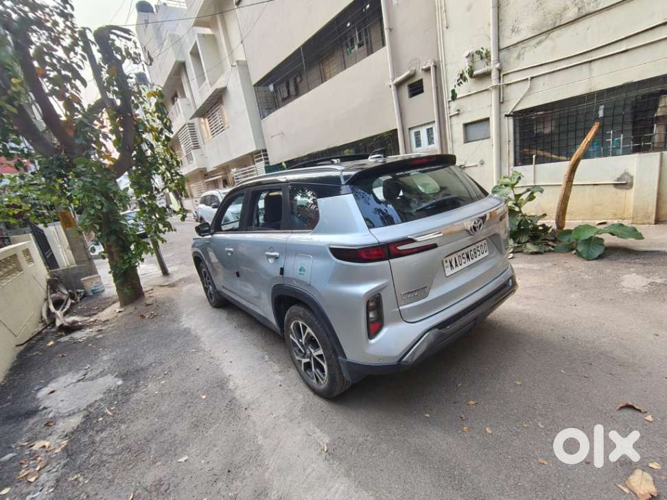 Toyota Urban Cruiser Hyryder V Hybrid Aero Edition, 2023, Petrol
