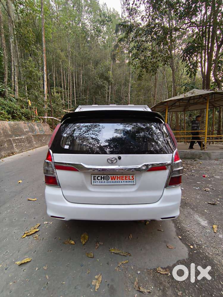 Toyota Innova 2.5 Ev (diesel) Ps 8 Seater Bs Iv, 2014, Diesel