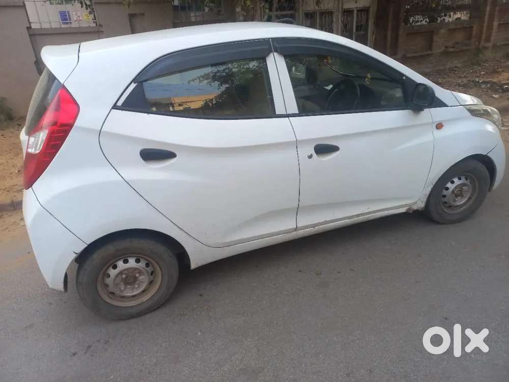 Hyundai Eon 2016 Petrol 125000 Km Driven