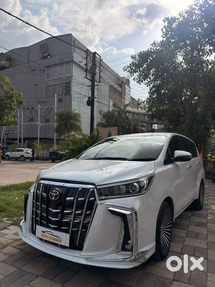 Toyota Innova Crysta 2.4 V, 2020, Diesel