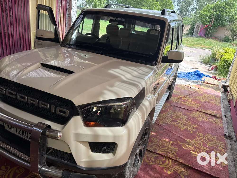 Mahindra Scorpio 2017 Diesel Manual
