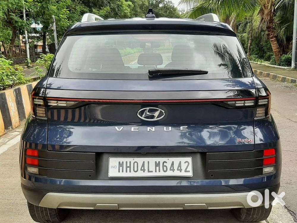 Hyundai Venue 1.0 S (o) Turbo Dct, 2023, Petrol