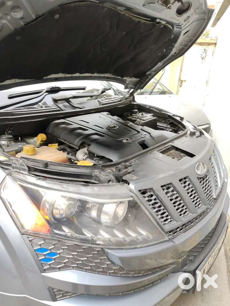 Mahindra Xuv500 2.2 W8 2014
