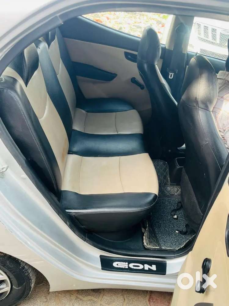 Hyundai Eon 2016 Variant Era+