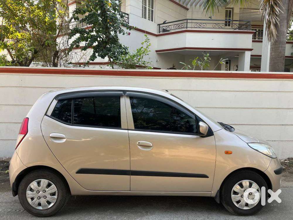 Hyundai I10 Sportz At, 2010, Petrol