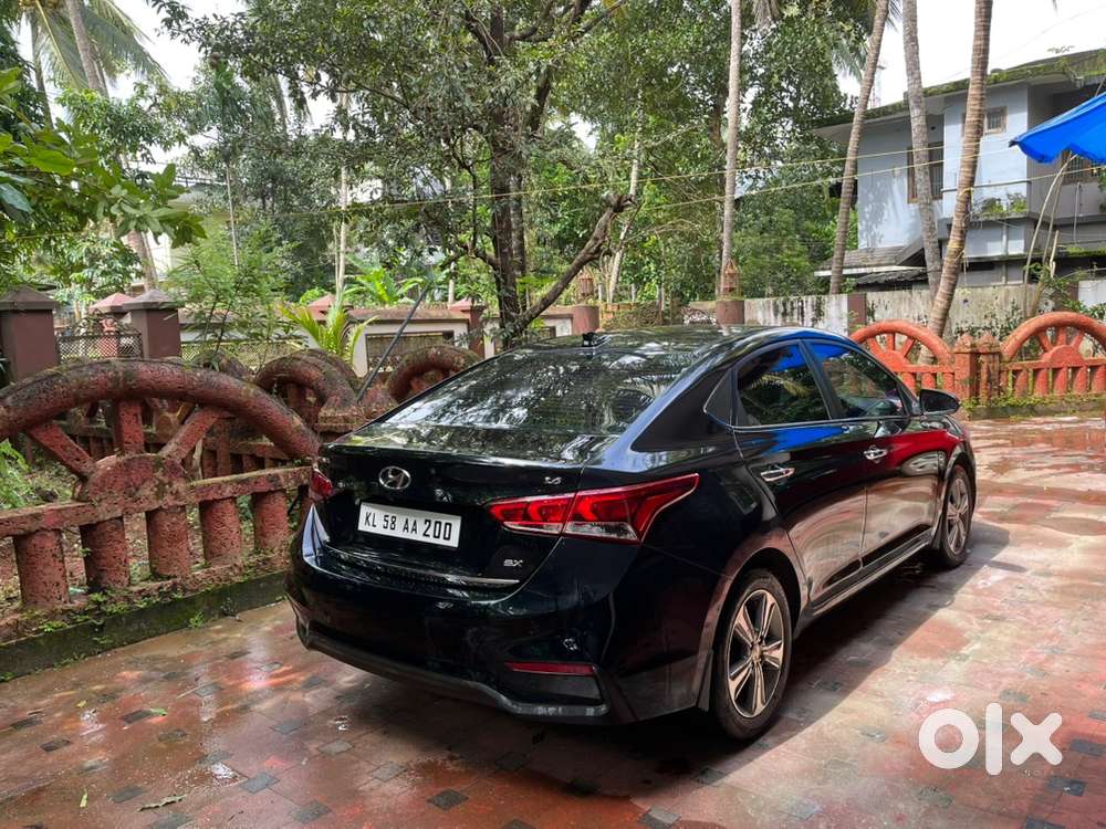 Hyundai Verna 2018 December Petrol Well Maintained