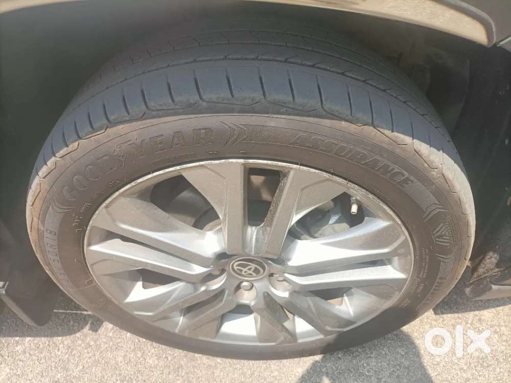 Toyota Innova Hycross 2.0 Zx (o) Hybrid 7 Str, 2024, Petrol