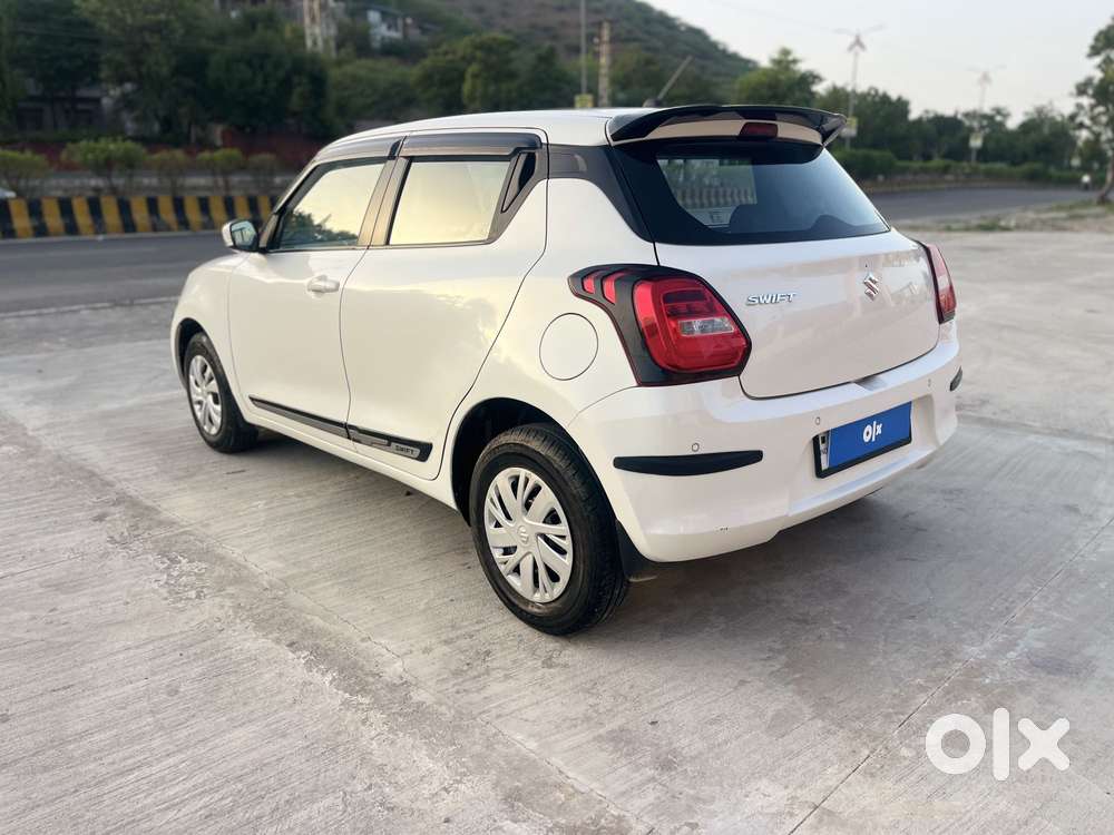 Maruti Suzuki Swift Vvt Vxi, 2021, Petrol