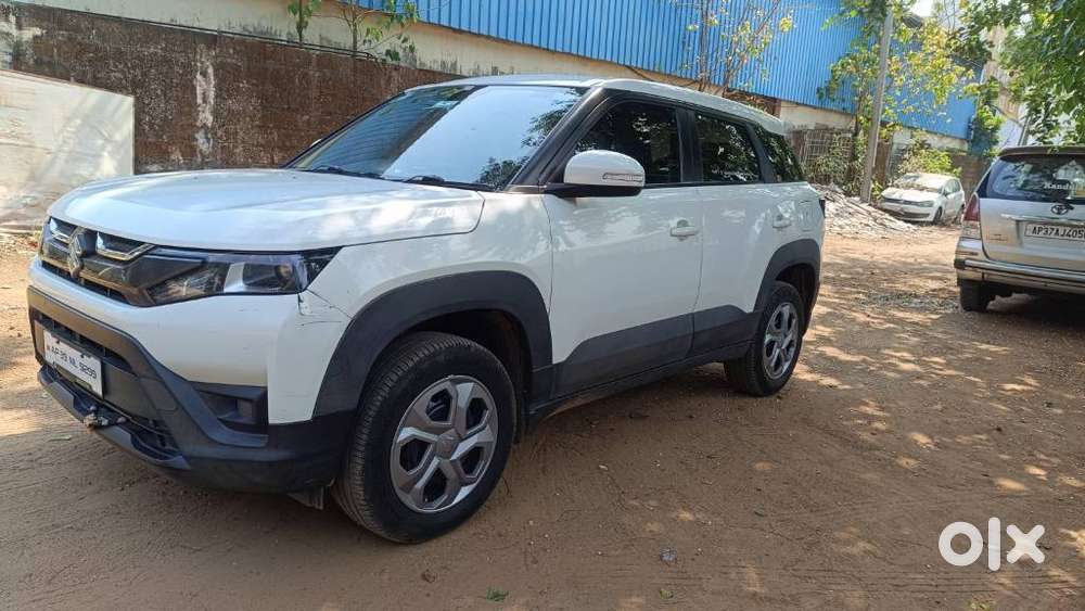 Maruti Suzuki Brezza 1.5 Vxi Smart Hybrid, 2022, Petrol