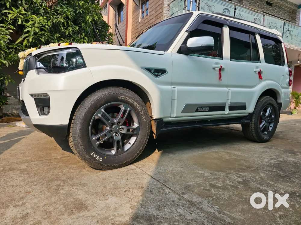 Mahindra Scorpio 2017
