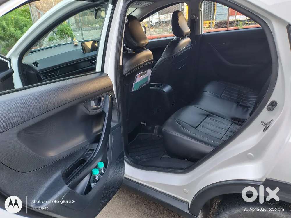 Urgent Sale: Tata Nexon Icng, Like New Condition