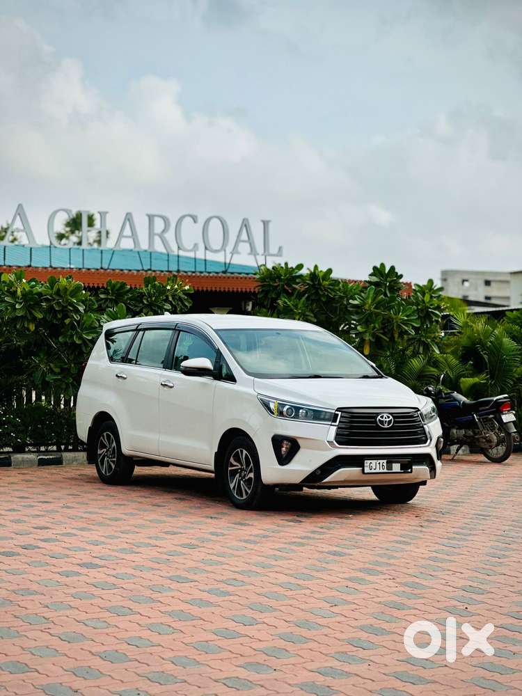 Toyota Innova Crysta 2.4 V 8 Str, 2021, Diesel