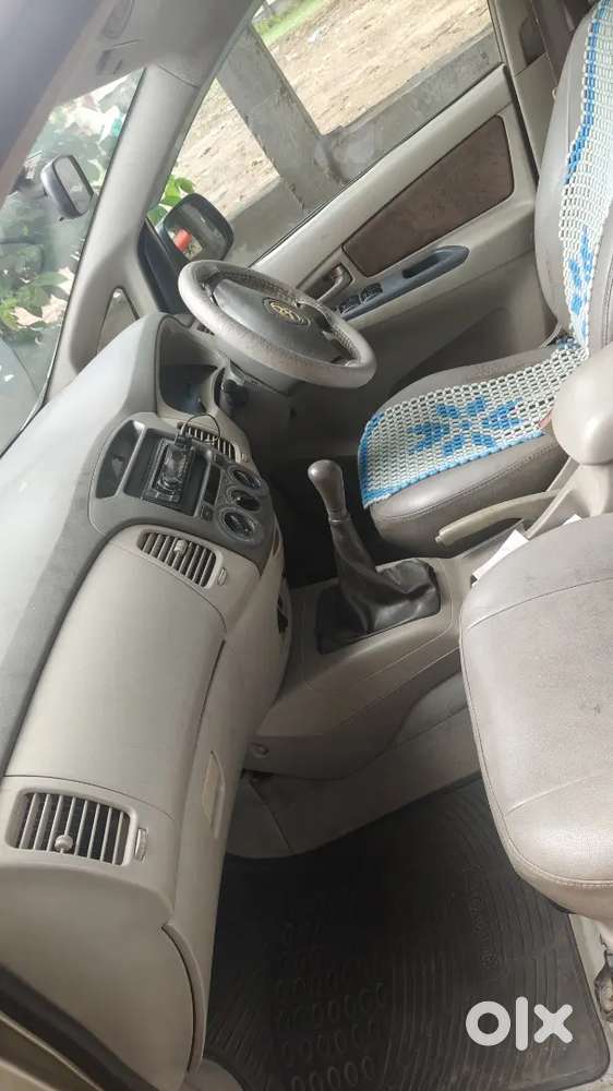 Toyota Innova Diesel 2010 Year