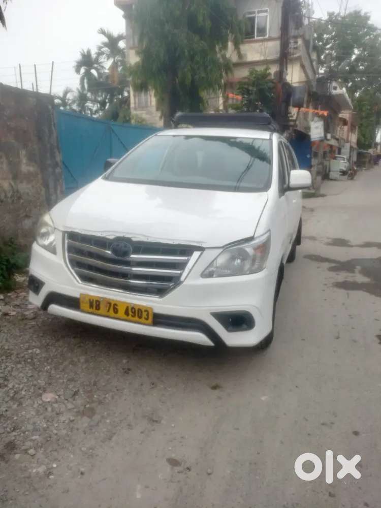 Toyota Innova 2.0 E 2008