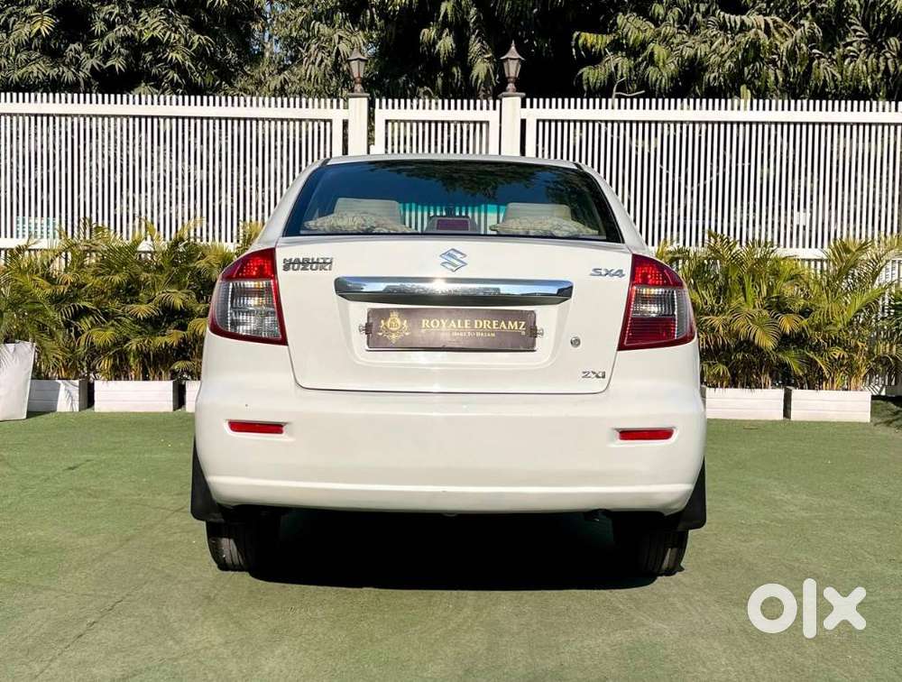 Maruti Suzuki Sx4 Zxi (opt), 2011, Petrol