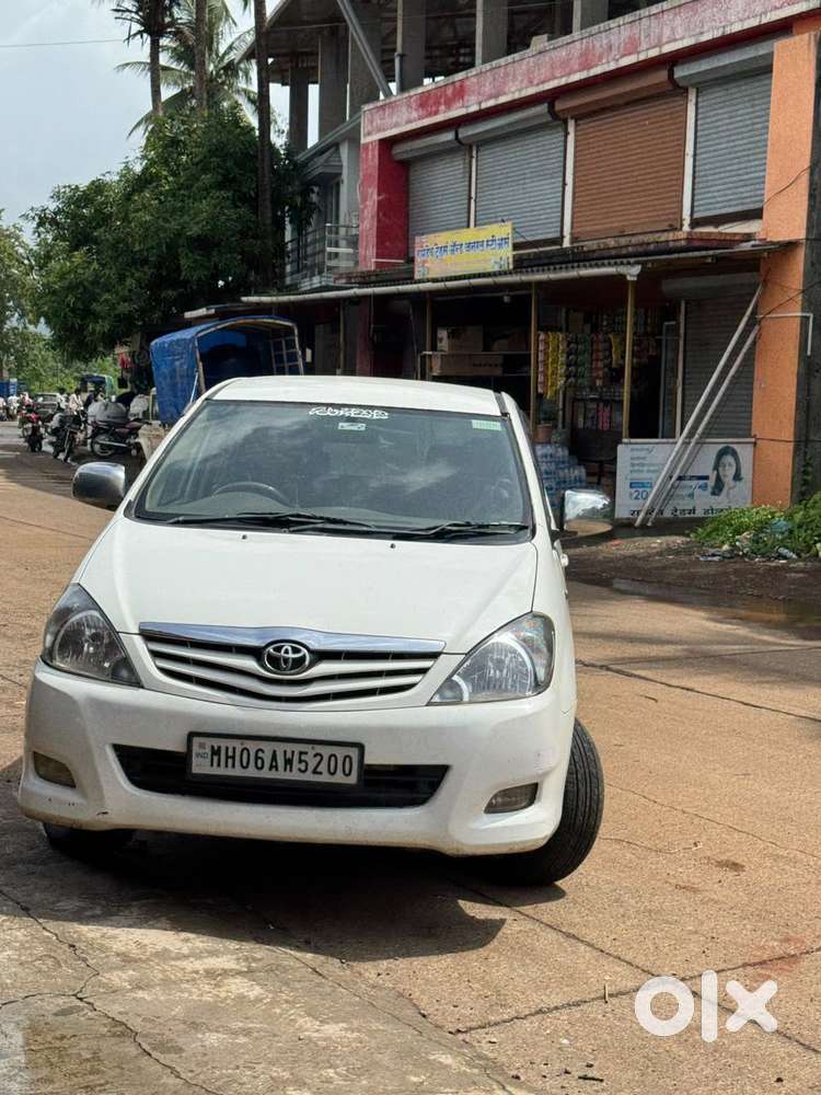Toyota Innova 2.5 G (diesel) 8 Seater, 2009, Diesel