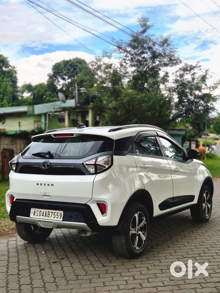 Tata Nexon 1.2 Revotron Xza Plus, 2022, Petrol