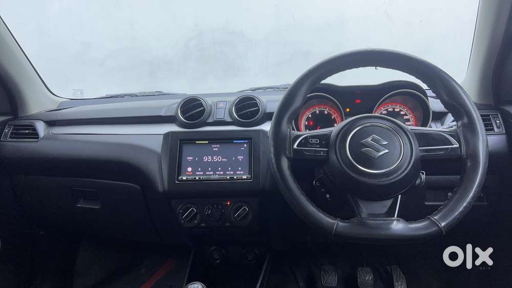 Maruti Suzuki Swift Vvt Vxi, 2022, Petrol