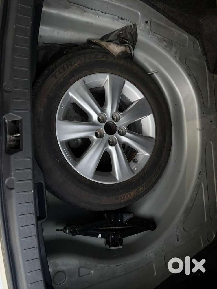 Toyota Corolla Altis 1.8 J, 2012, Petrol