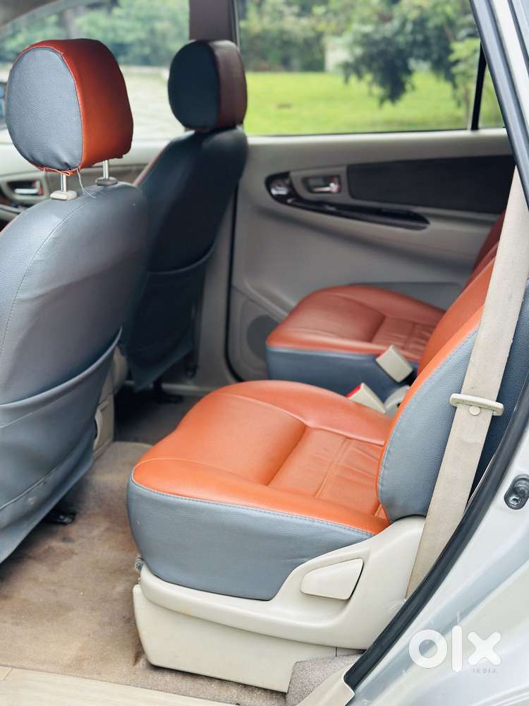 Toyota Innova 2.5 V 7 Str, 2012, Diesel
