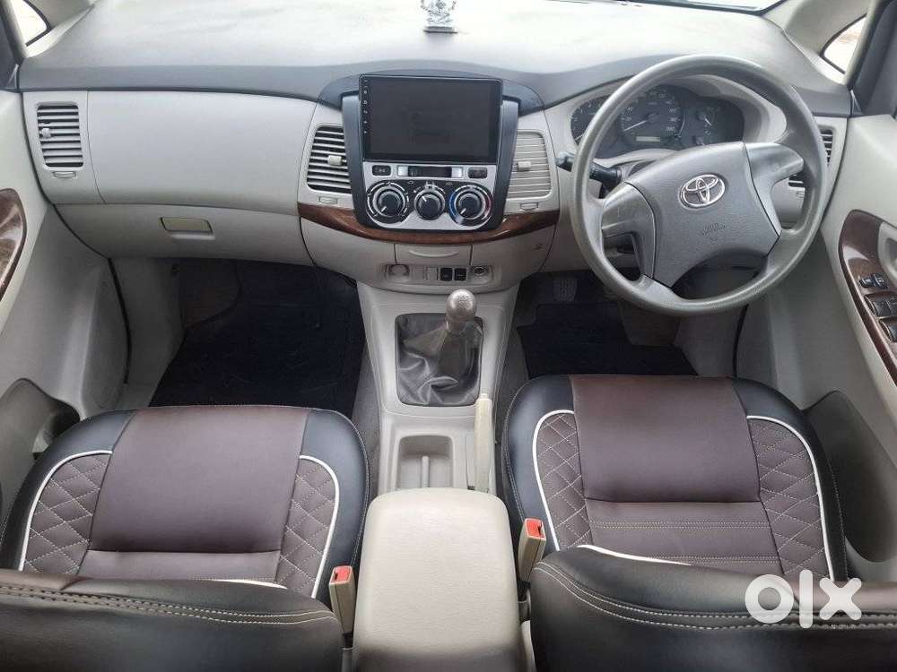 Toyota Innova 2.5 G (diesel) 8 Seater, 2013, Diesel
