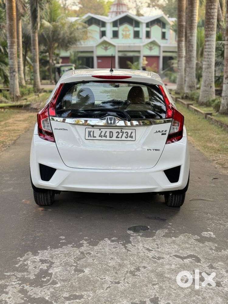 Honda Jazz V Automatic, 2015, Petrol