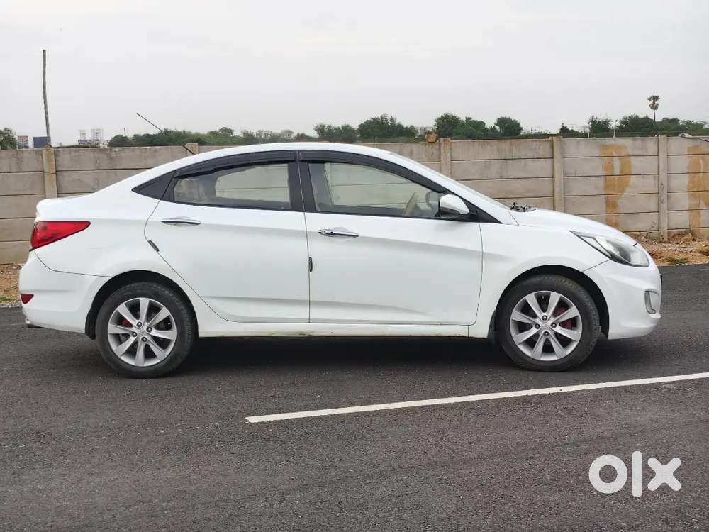 Hyundai Verna 1.6 Sx 2012